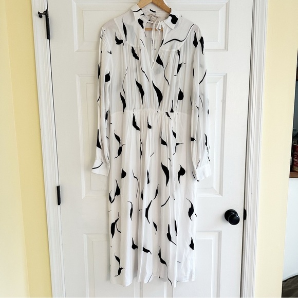 H&M Long Sleeve Peasant White Black Patterned Midi Dress Size 4 - Picture 4 of 10